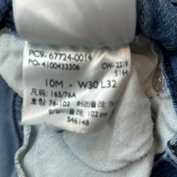 Women’s Levi’s Signature Jeans. Modern slim size 10 - Picture 4 of 4